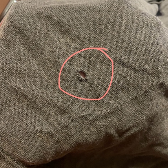 Old Navy Long Sleeved V-Neck Tee - Picture 7 of 9